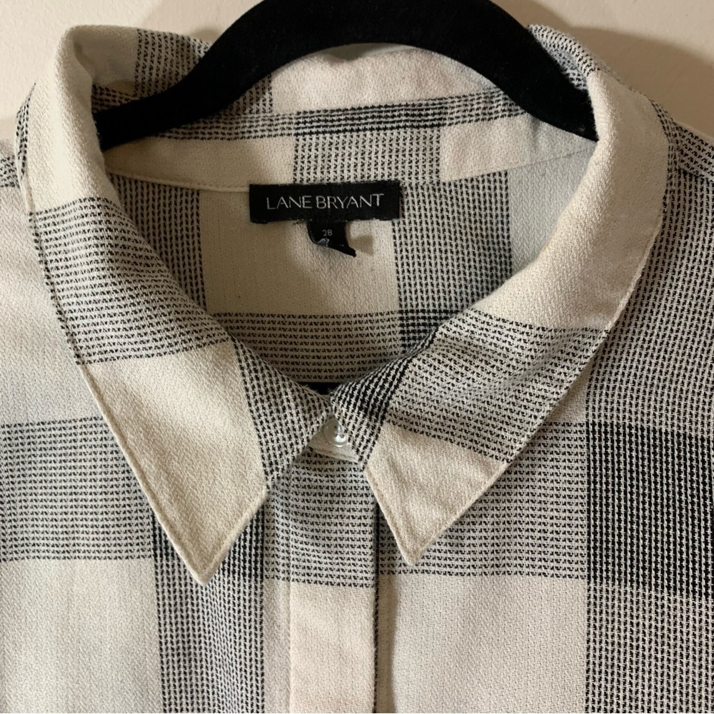 2/$35 Lane Bryant Plaid Bell Ruffle Sleeve Blouse Tunic - Picture 4 of 13